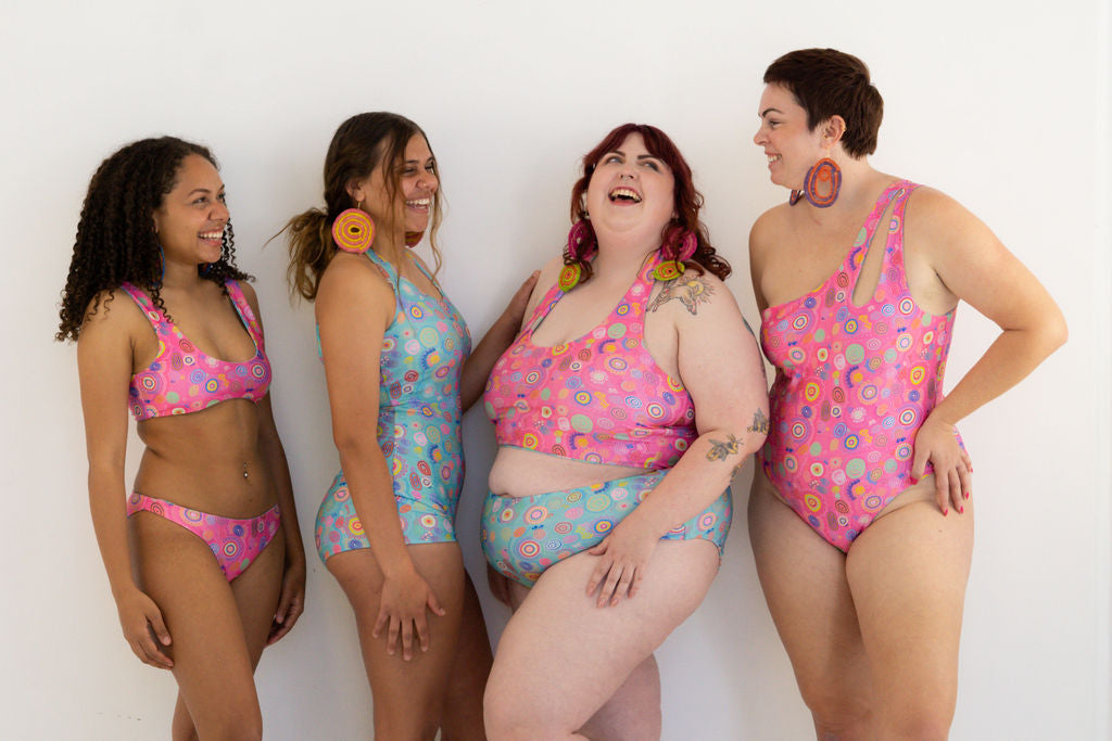 Mastering Women's Clothing Sizes: A Guide to Shopping Confidently with Jalayimiya Swim
